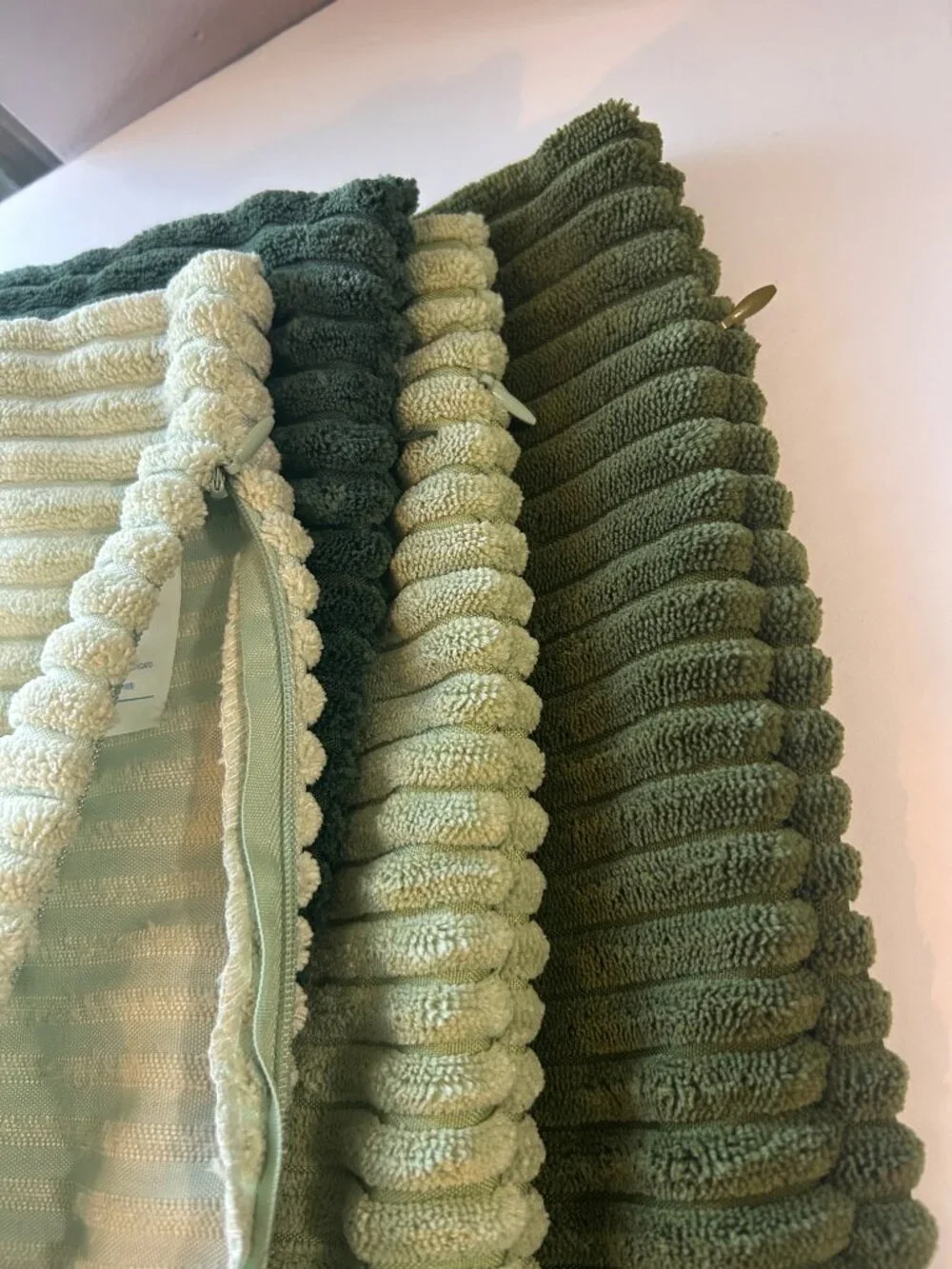Set of 4 Green Ribbed Plush Throw Pillow Covers Ombre Shades ~17.5